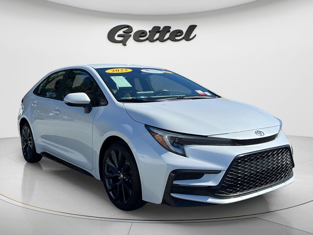 2023 Toyota COROLLA SE