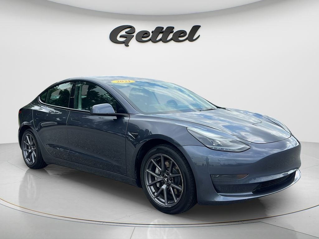 2021 Tesla Model 3 Standard Range Plus