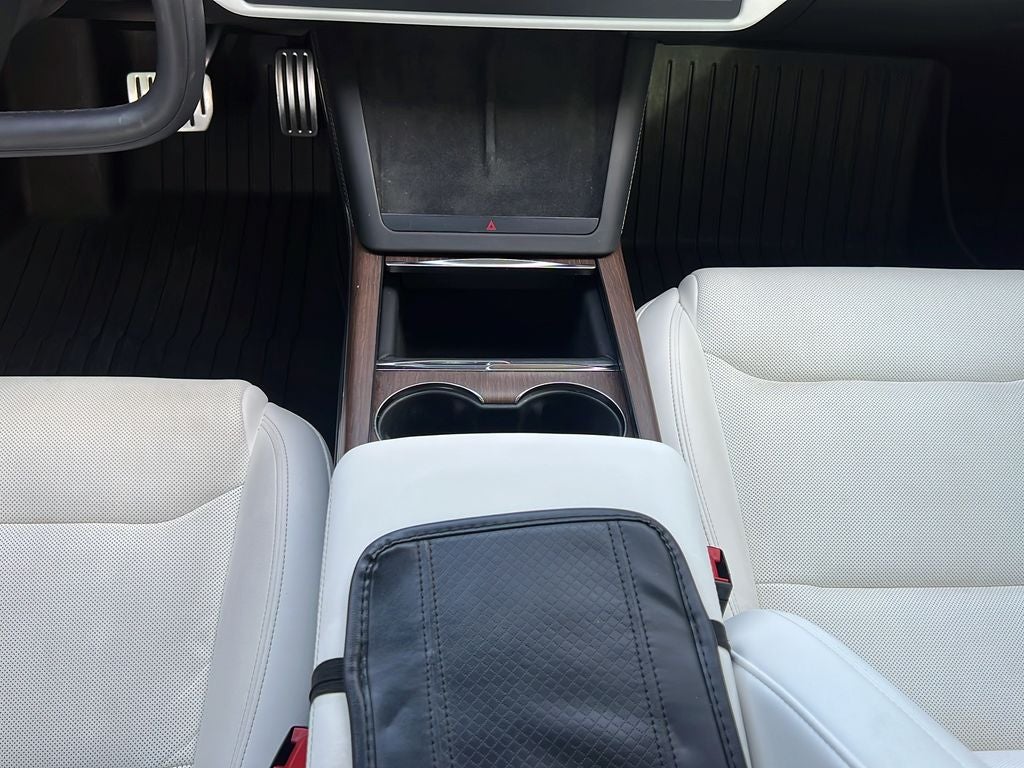 2022 Tesla Model S Base