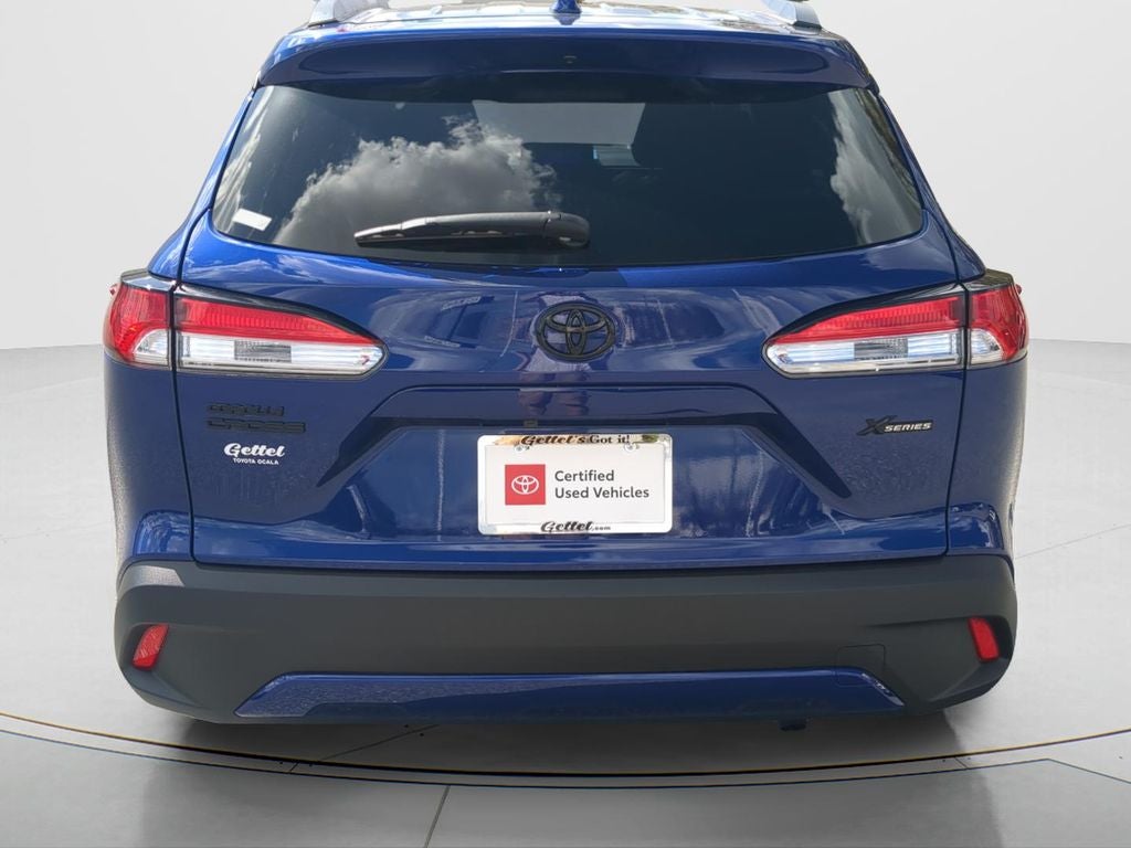 2024 Toyota Corolla Cross LE