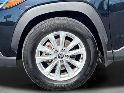 2024 Toyota Corolla Cross LE
