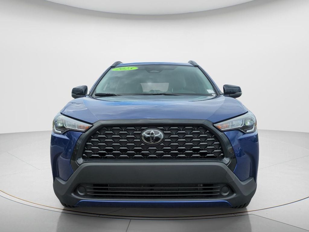 2025 Toyota Corolla Cross LE