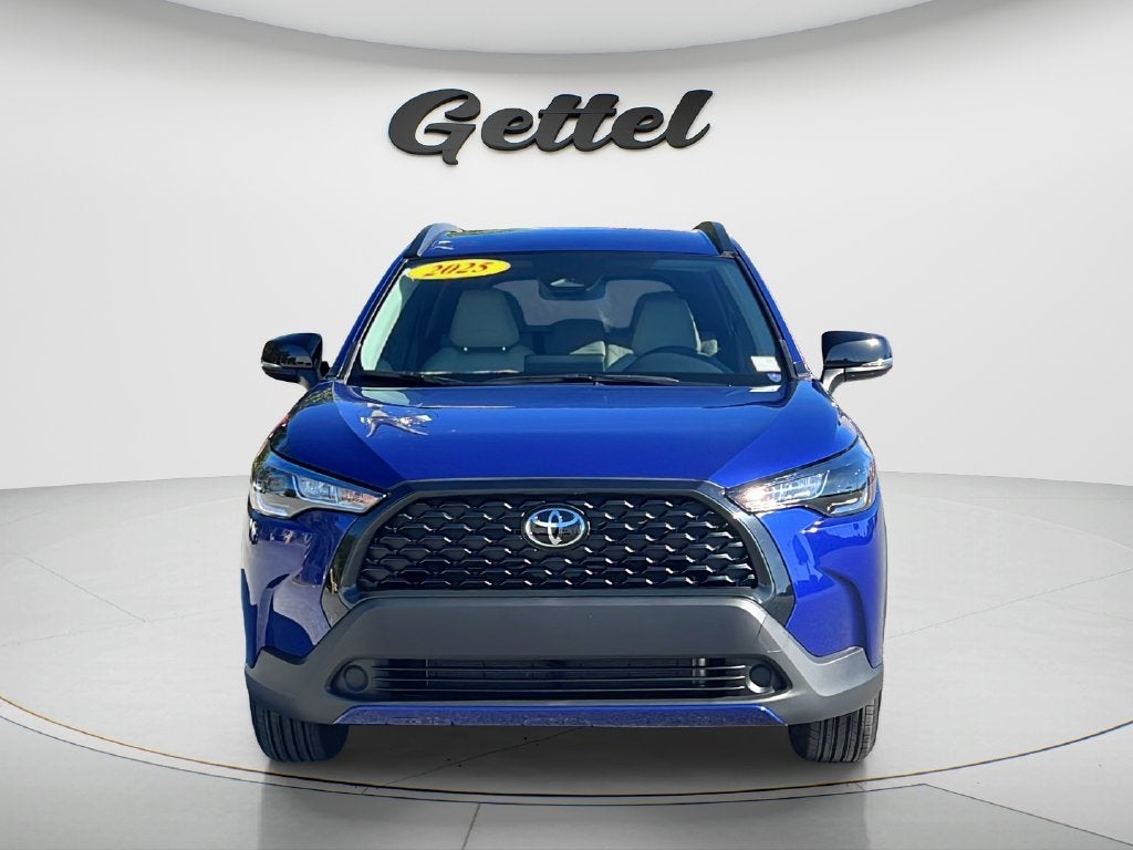 2025 Toyota Corolla Cross LE