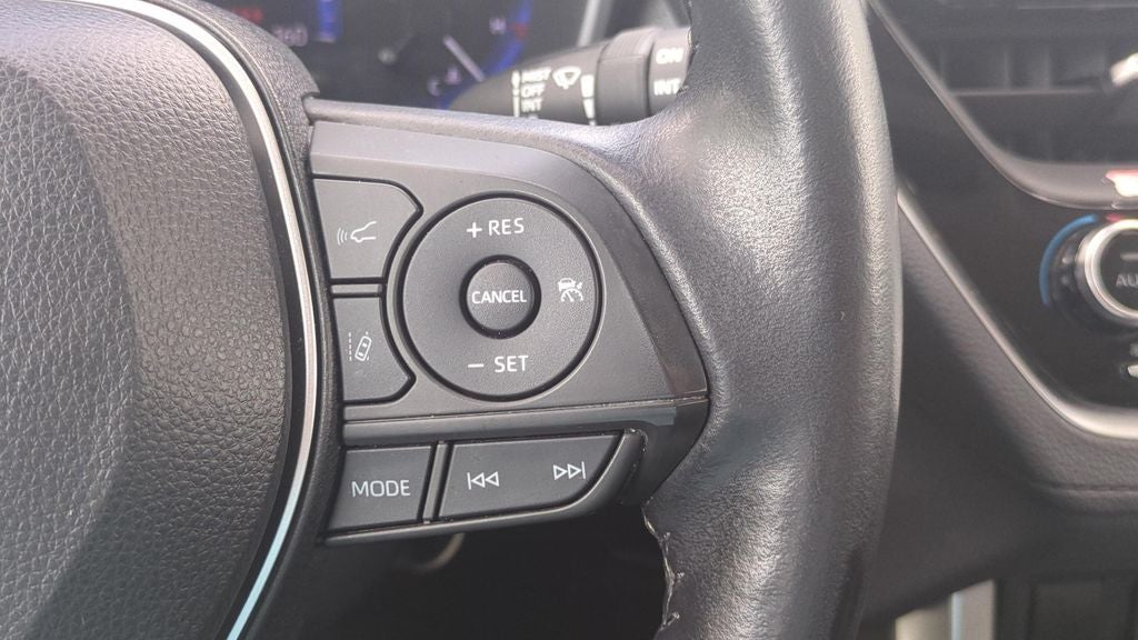 2022 Toyota Corolla Cross XLE