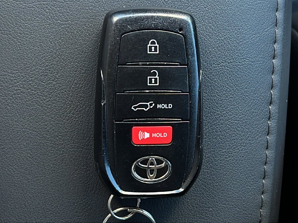 2023 Toyota Corolla Cross Hybrid Hybrid XSE