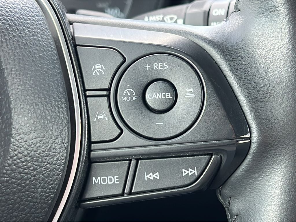 2024 Toyota Corolla Cross Hybrid SE