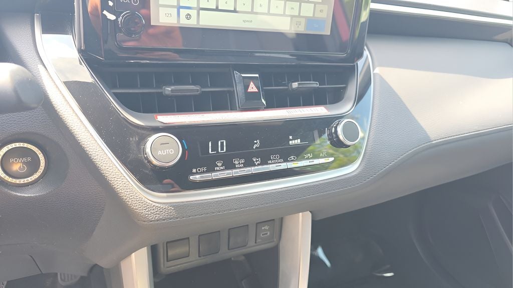 2024 Toyota Corolla Cross Hybrid SE