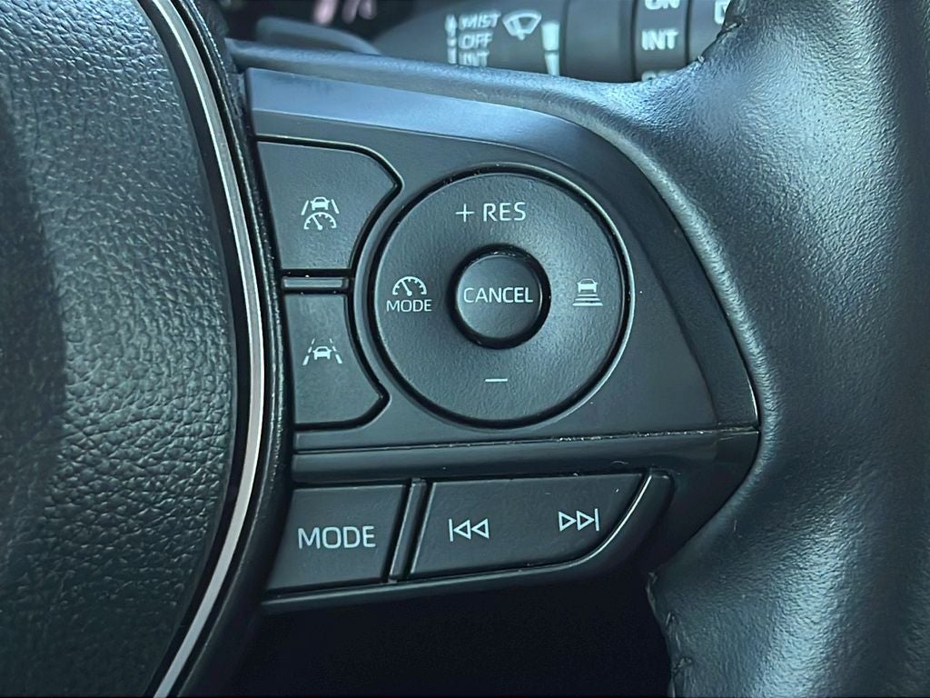 2025 Toyota Corolla Cross Hybrid Hybrid XSE