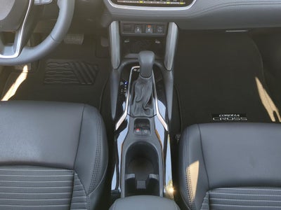 2024 Toyota COROLLA CROSS HV Hybrid XSE