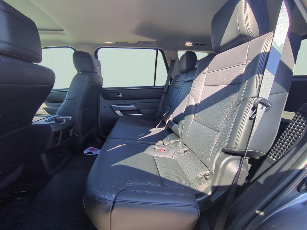 2024 Toyota SEQUOIA 4WD Capstone