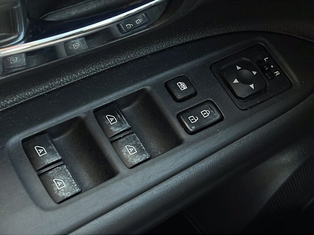 2020 Mitsubishi Outlander ES
