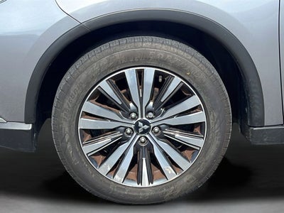 2020 Mitsubishi Outlander ES