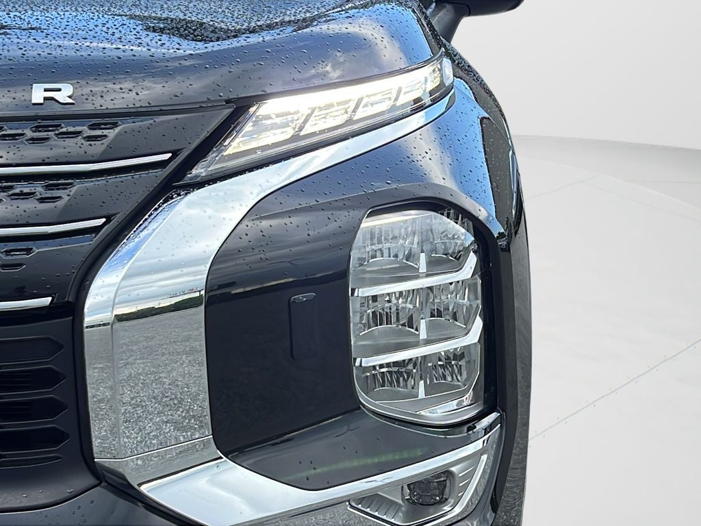 2024 Mitsubishi Outlander SEL