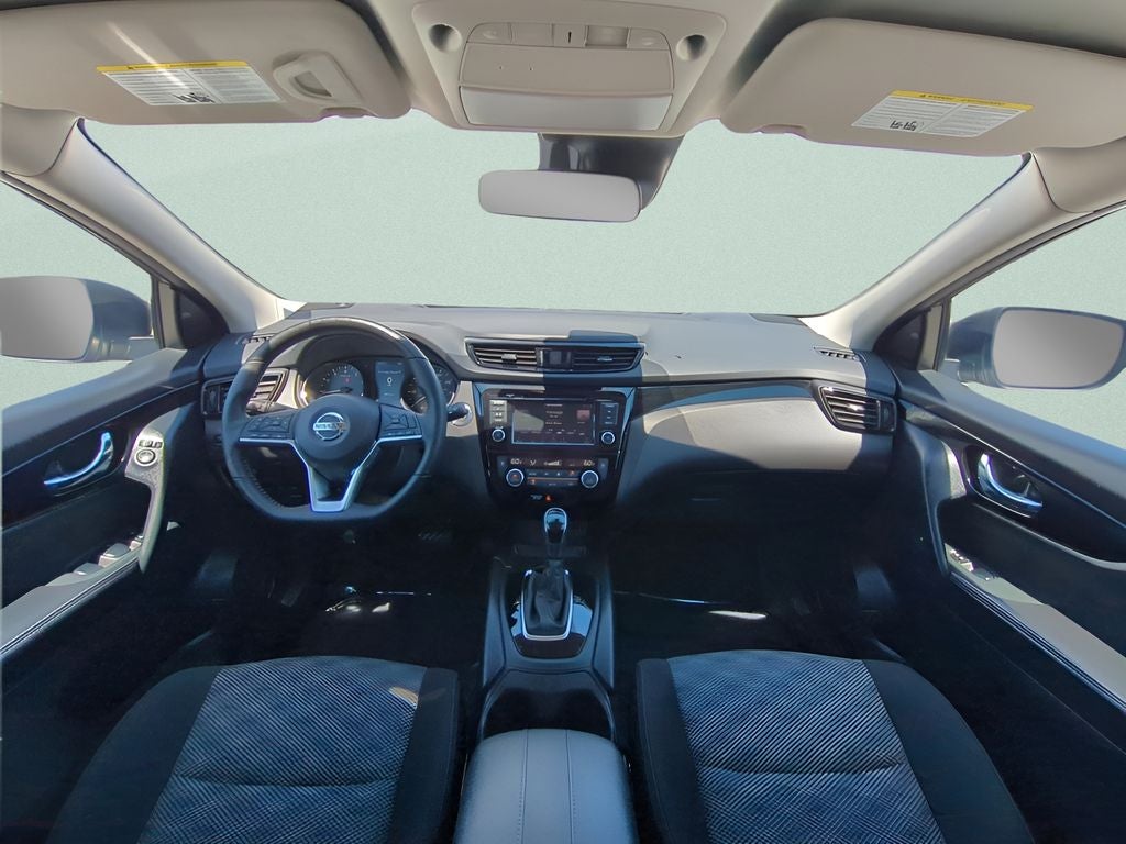 2022 Nissan Rogue Sport SV