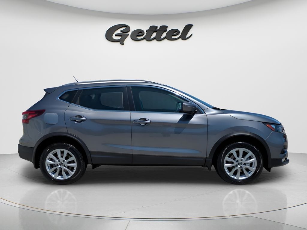 2022 Nissan Rogue Sport SV