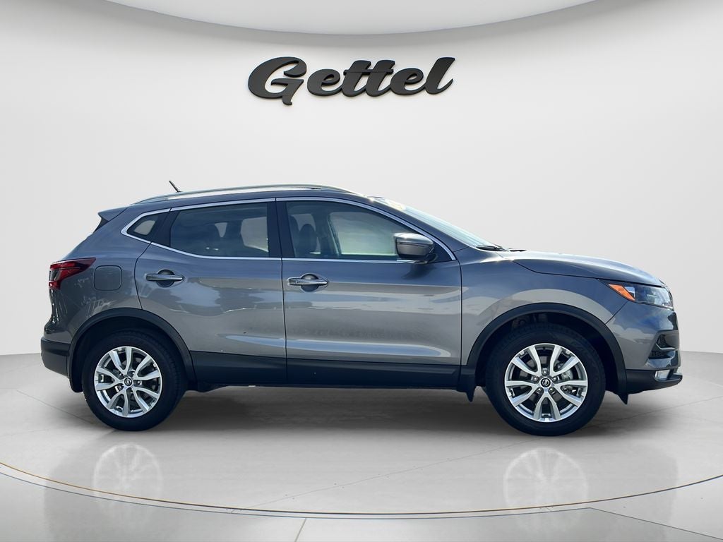 2022 Nissan Rogue Sport SV