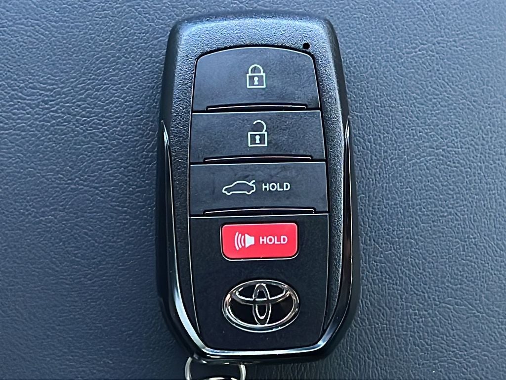 2026 Toyota CROWN XLE
