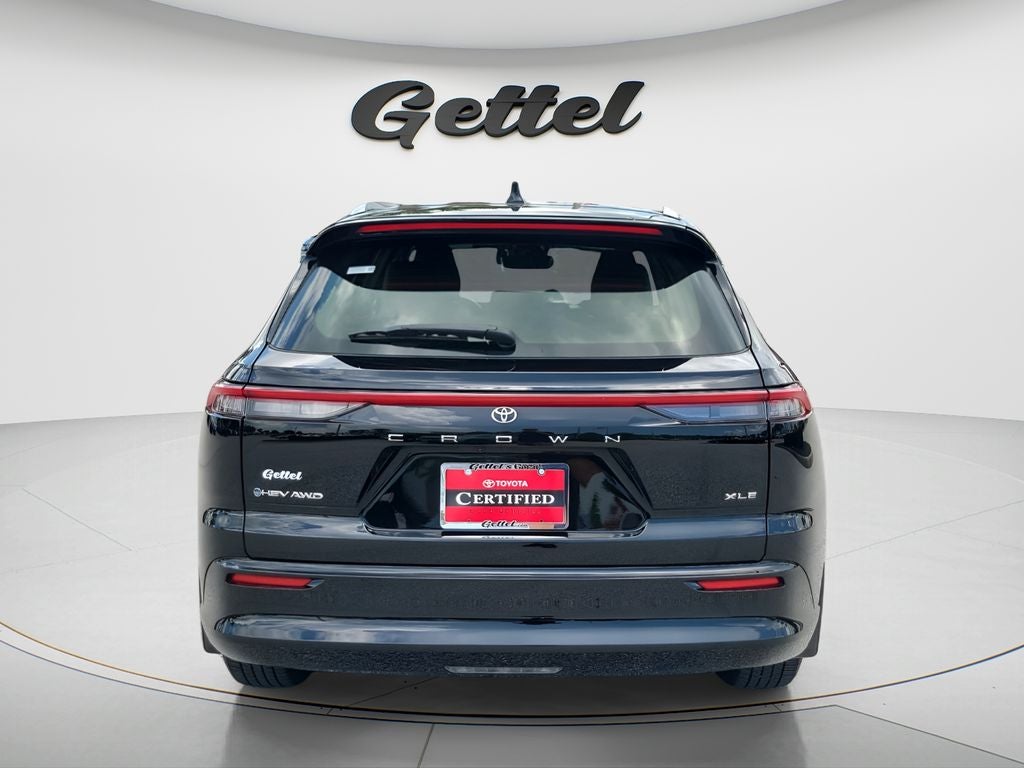 2025 Toyota Crown Signia XLE