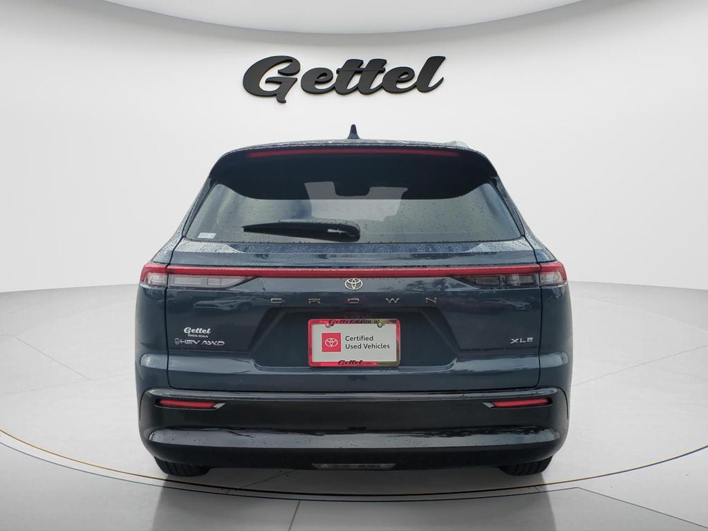 2026 Toyota CROWN SIGNIA XLE