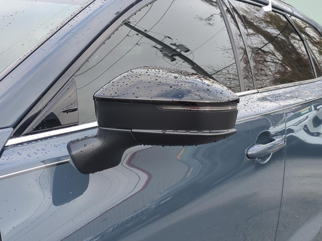 2026 Toyota CROWN SIGNIA XLE