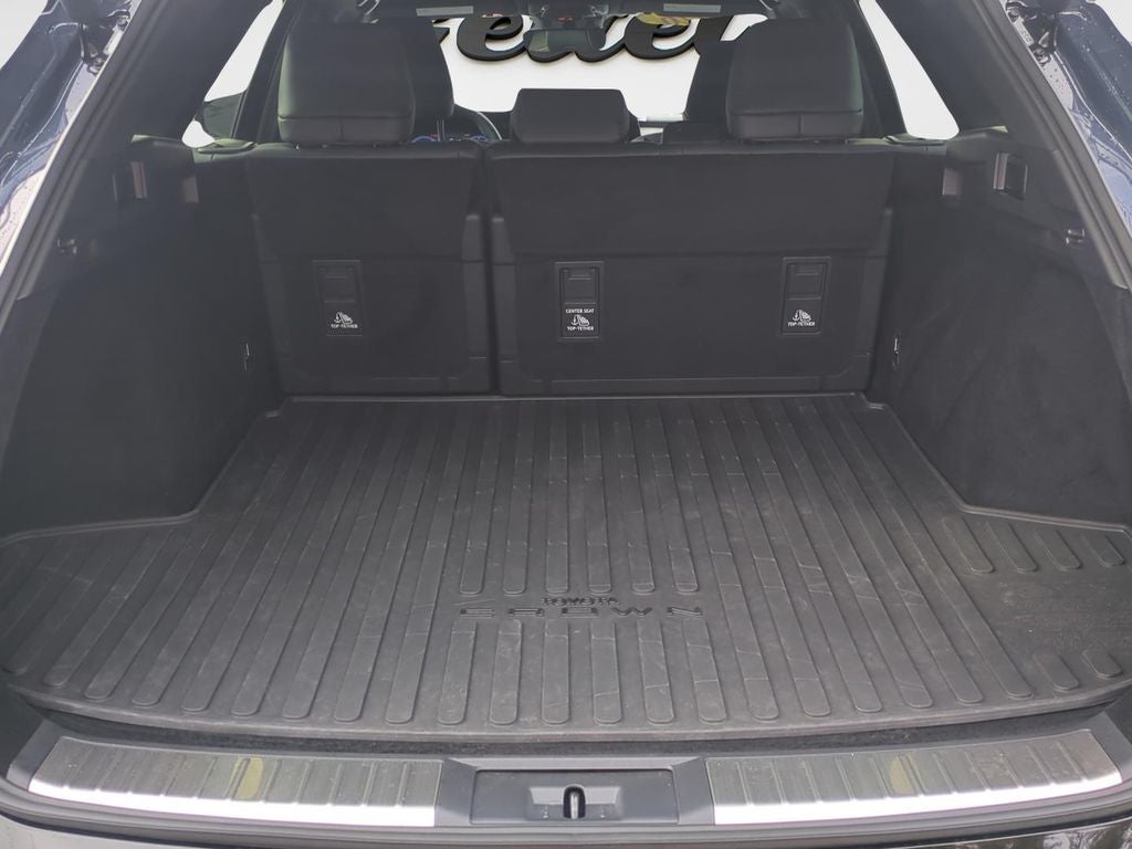 2026 Toyota CROWN SIGNIA XLE