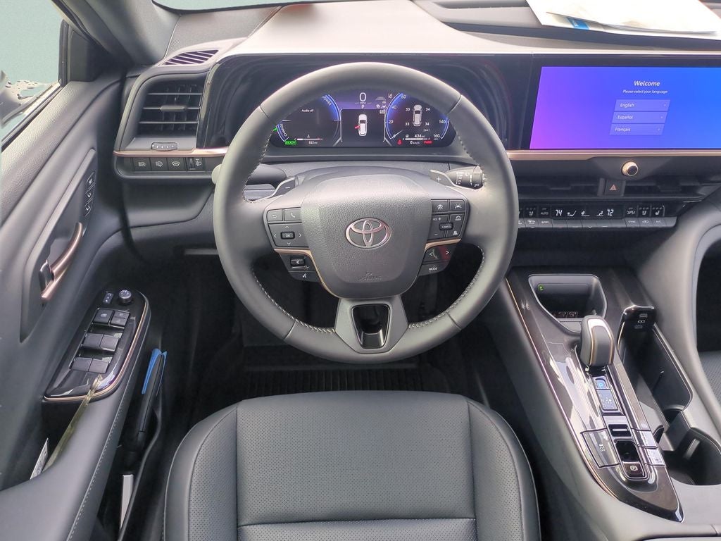 2026 Toyota CROWN SIGNIA XLE