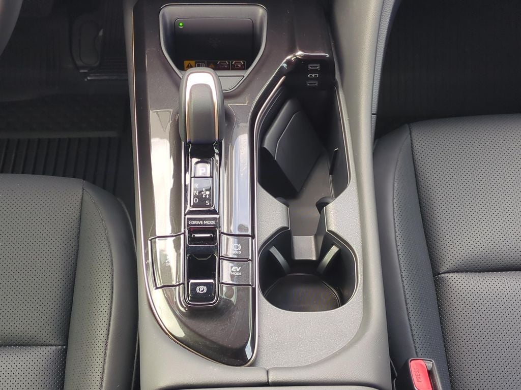 2026 Toyota CROWN SIGNIA XLE