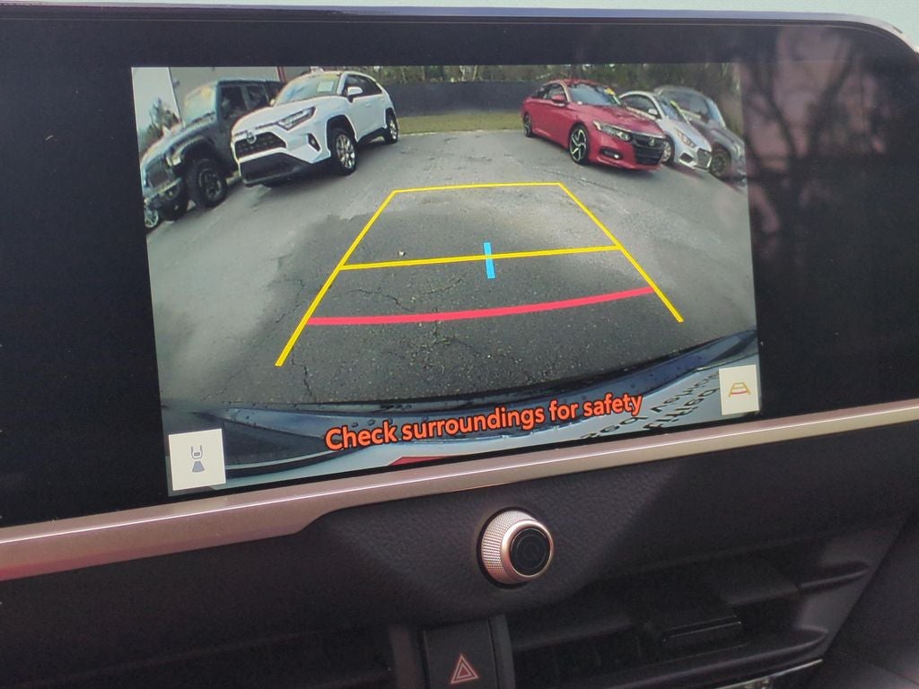 2026 Toyota CROWN SIGNIA XLE