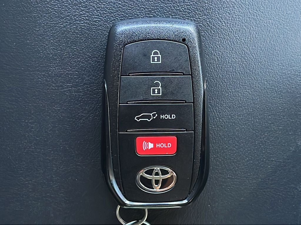 2025 Toyota PRIUS Limited