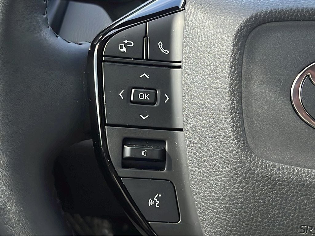 2025 Toyota Prius XLE