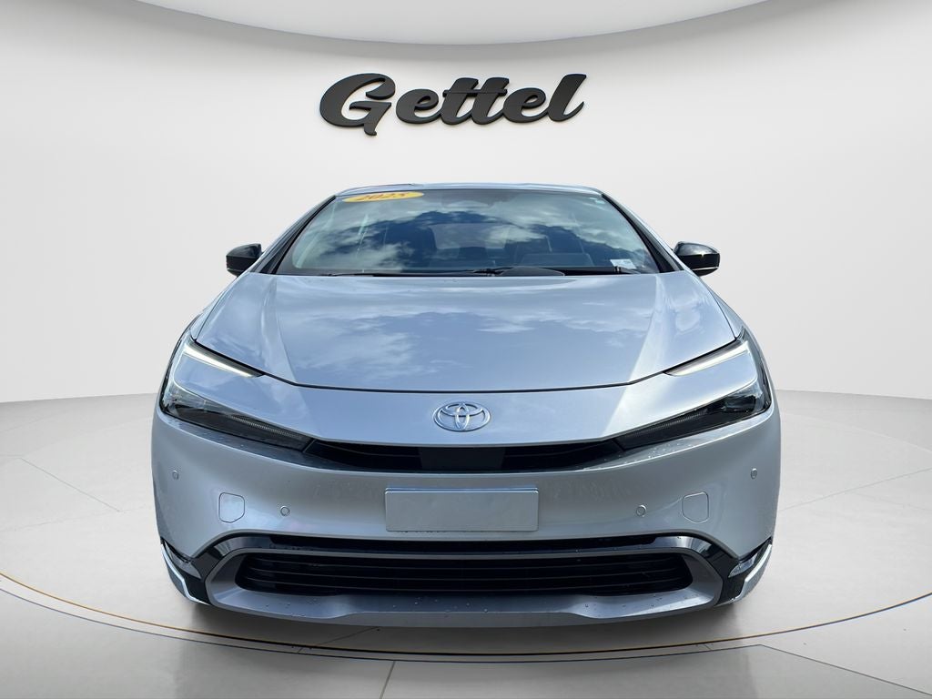 2025 Toyota Prius XLE