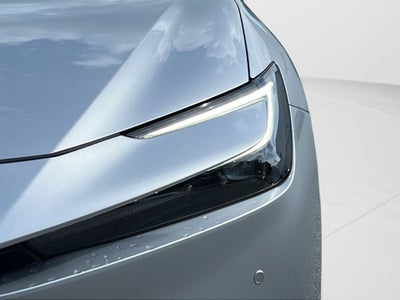 2025 Toyota Prius XLE