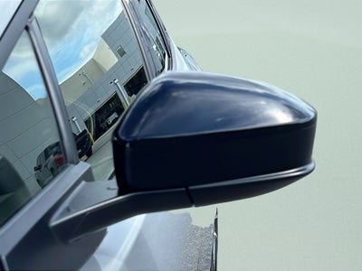 2025 Toyota Prius XLE