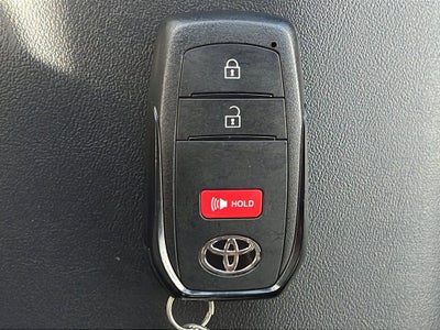 2025 Toyota Prius XLE
