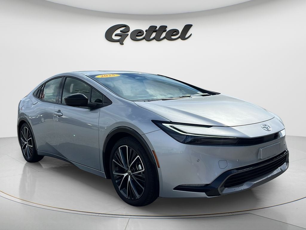 2025 Toyota Prius XLE
