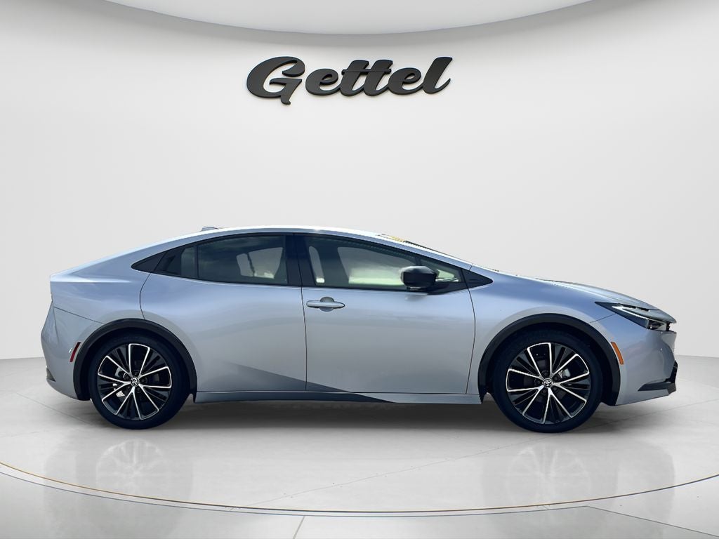 2025 Toyota Prius XLE