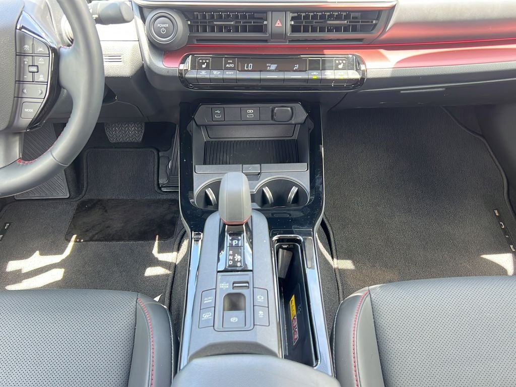 2025 Toyota Prius Plug-in Hybrid CVT