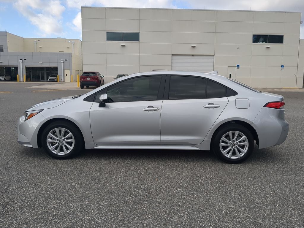2024 Toyota COROLLA HYBRID LE