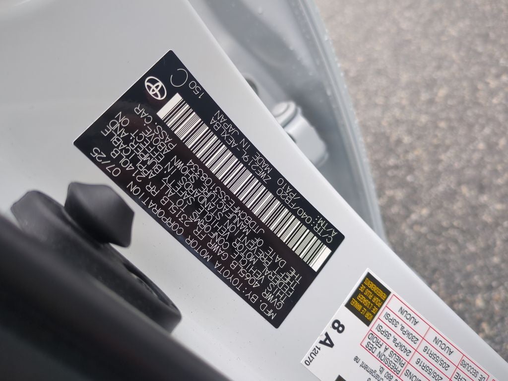 2025 Toyota COROLLA HYBRID LE