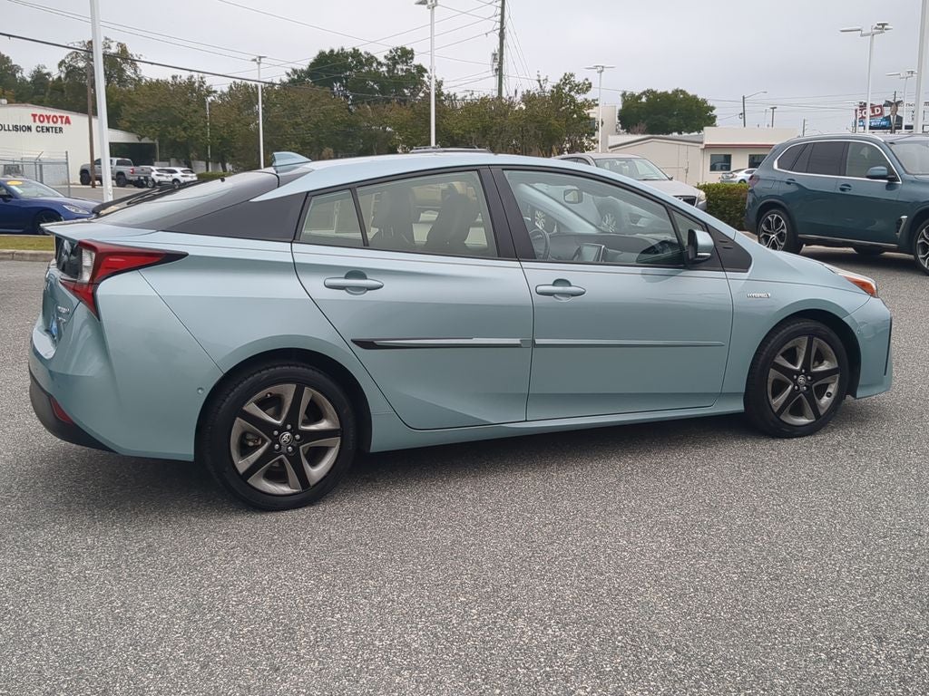 2021 Toyota PRIUS Limited