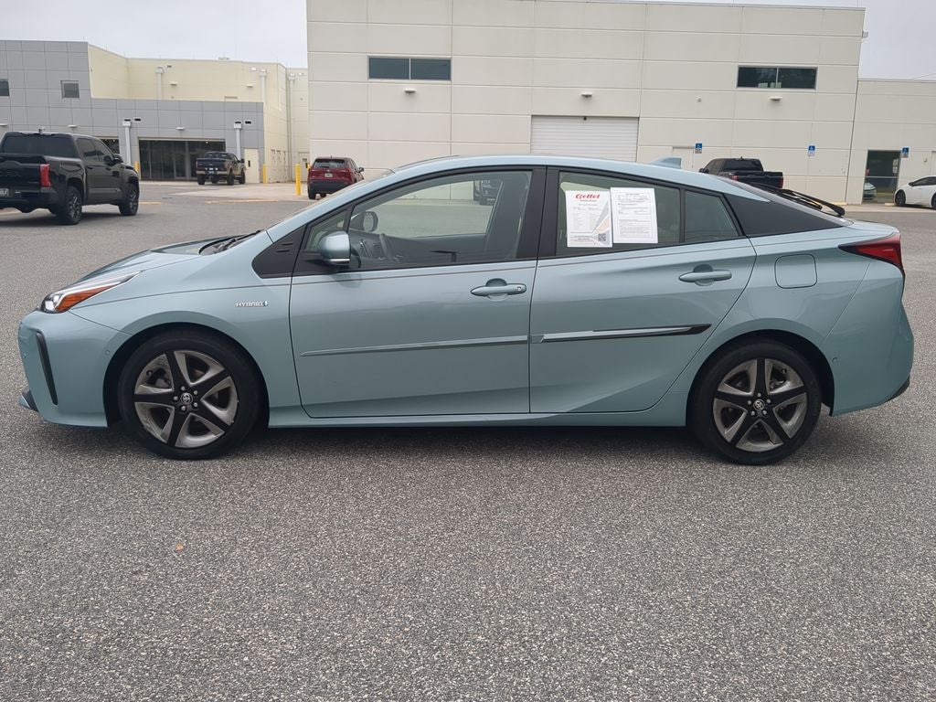 2021 Toyota PRIUS Limited