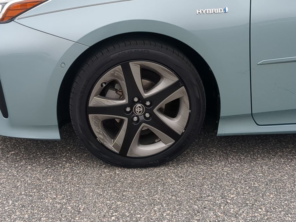 2021 Toyota PRIUS Limited