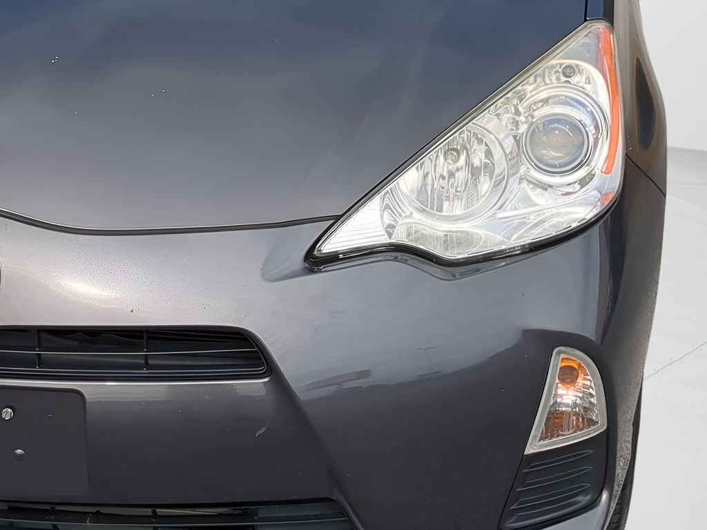 2014 Toyota PRIUS c Two