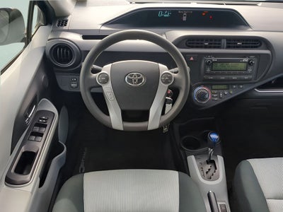 2014 Toyota PRIUS c Two