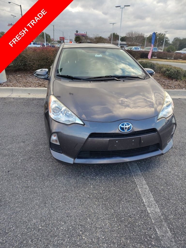 2014 Toyota PRIUS c Two