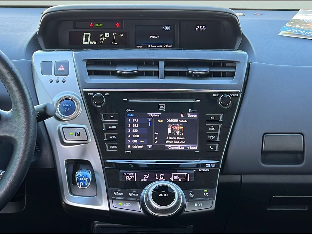 2017 Toyota Prius v Five