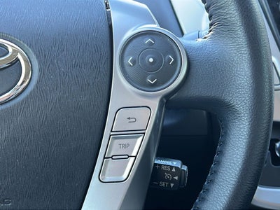 2017 Toyota PRIUS v Four