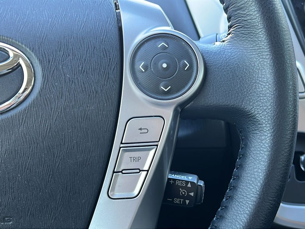 2017 Toyota PRIUS v Four