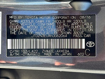 2017 Toyota PRIUS v Four