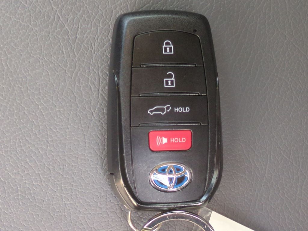 2022 Toyota Venza LE Limited